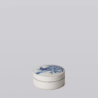 Cobalt Guild Blue And White Porcelain Pheasant Pair Ink Box In Blue