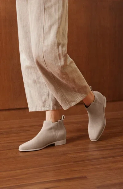 Vivaia Ryan Slip-on Chelsea Boots In Animal Print