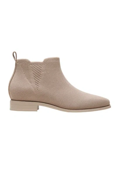 Vivaia Ryan Slip-on Chelsea Boots In Animal Print