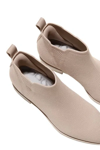 Vivaia Ryan Slip-on Chelsea Boots In Animal Print