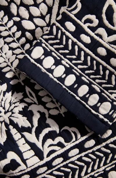 Cache Coeur Java Jacquard Maternity Jacket In Animal Print