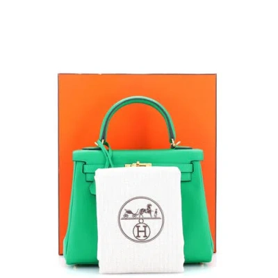 Pre-owned Hermes  Hermes Kelly Handbag Green Swift With Gold Hardware 25 In Green