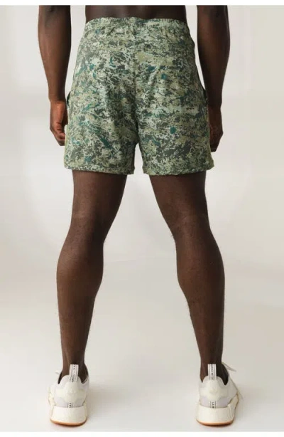 Vitality Prime Train Short 6" In Multi