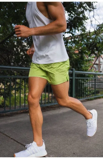 Vitality React Run Short In Green