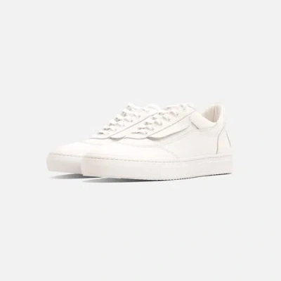 Fini Bold White Sneaker In White