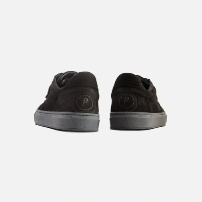 Fini Bold Black Sneaker In Black