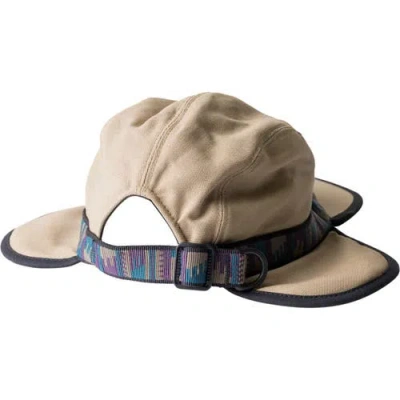 Kavu Strapcap Trapper Cap In Brown