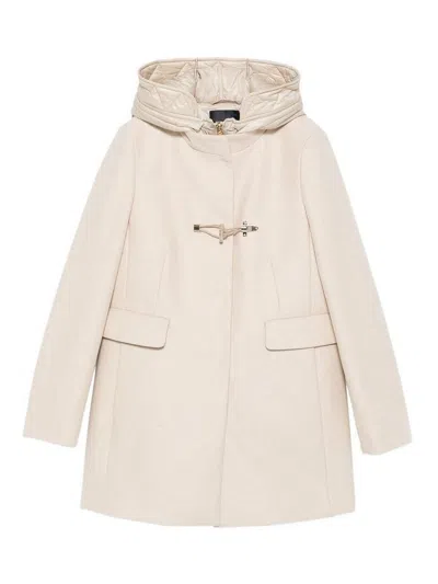 Fay Ivory Short Coat With Tailored Silhouette And Minimalist Design In White