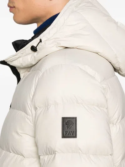 Fay Country Morning Regular-fit Corto In Faille Di Cotone E Nylon Con Trattamento Antigoccia. Collo In V In Neutral