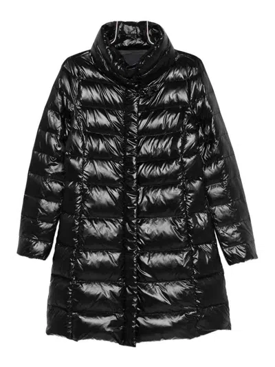 Fay Quilted Nero Down Coat With Structured Collar In Black
