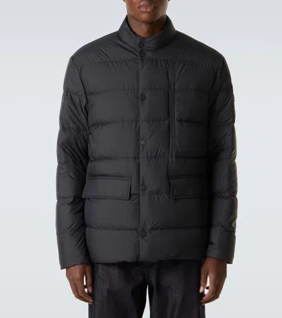 Moncler Ouille Reversible Short Down Jacket In Black