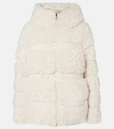 Moncler Verie Teddy Hooded Short Down Jacket In White