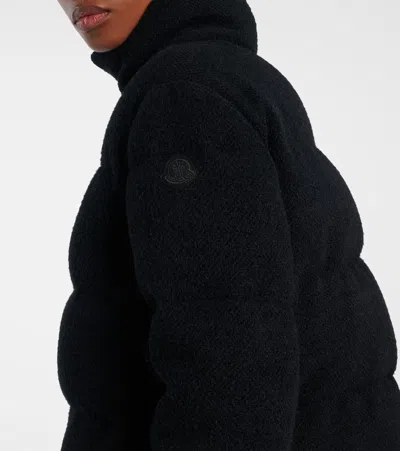 Moncler Mornas Short Down Jacket In Black