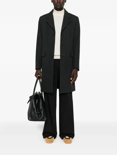 Sandro Mantel Mit Drei Knöpfen In Black