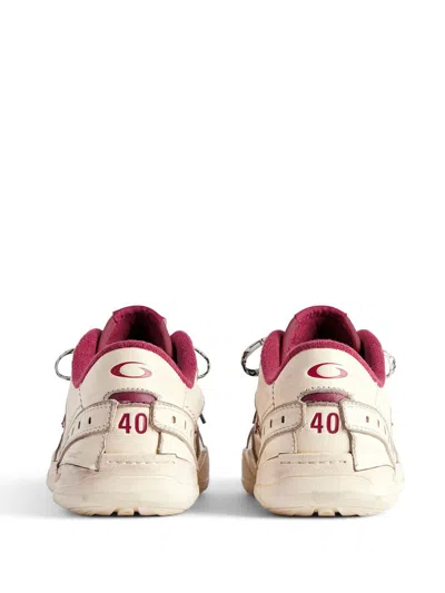 Balenciaga Hamptons Medium Worn-out Sneaker In White In Neutral