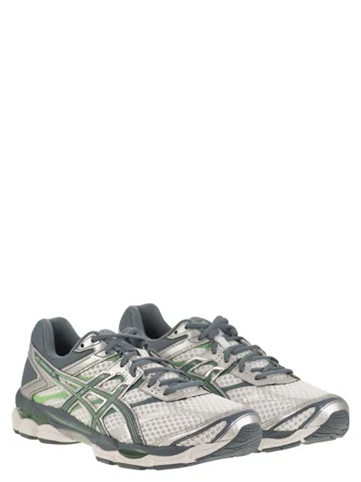 Asics Gel Cumulus 16 Running Shoe In Multi