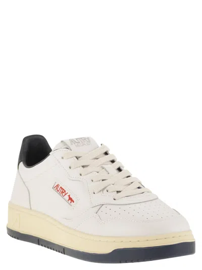 Autry X Maison Kitsune Medalist Low-top Sneakers In Multi
