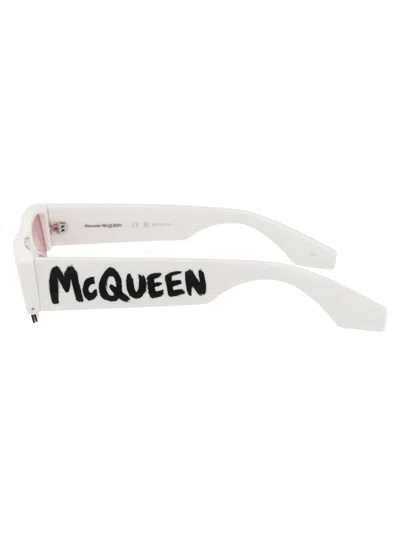 Alexander Mcqueen Alexander Mc Queen Sunglasses Am0404 S 005 In White