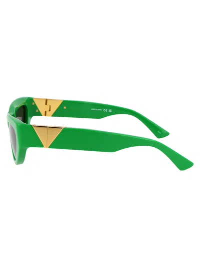 Bottega Veneta Eyewear Cat-eye Frame Sunglasses In Green