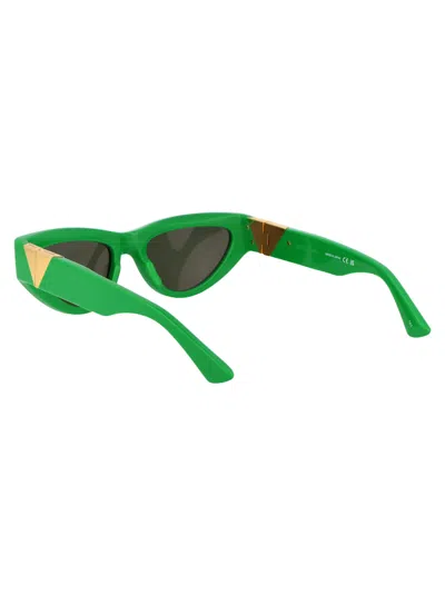 Bottega Veneta Eyewear Cat-eye Frame Sunglasses In Green