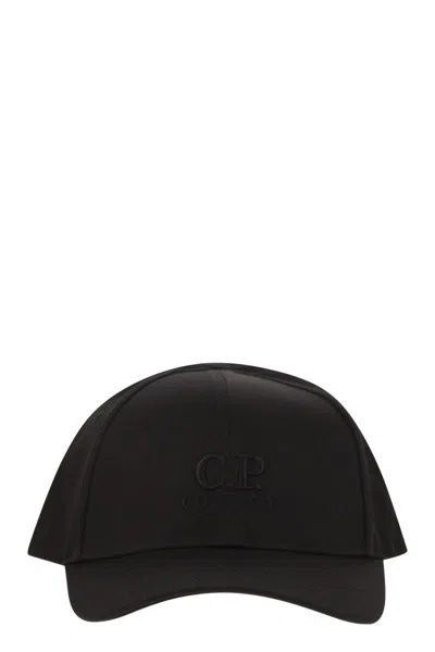 C.p. Company C.p.company Hat With Visor And Embroidered Logo In Black