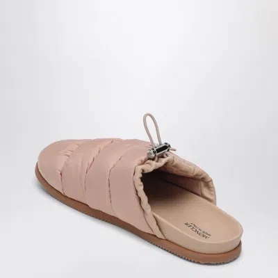 Moncler Mon Pocket Slippers With Soft Padded Design And Logo Patch In Pink