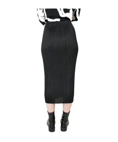 Issey Miyake Pleated Skirt In Black