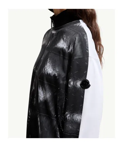 Moncler Long-sleeved T-shirt In Blue