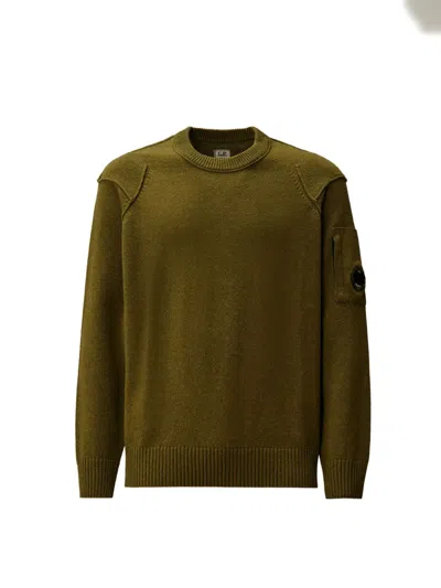 C.p. Company Cappero Crewneck Sweatshirt With Iconic Lens Detail In Green