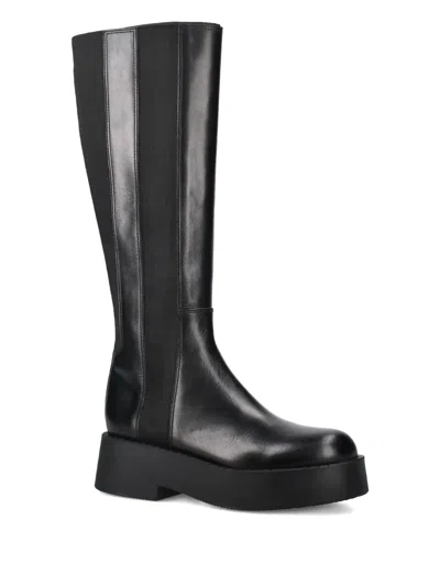 Premiata Elasticated-panels Leather Boots In Black