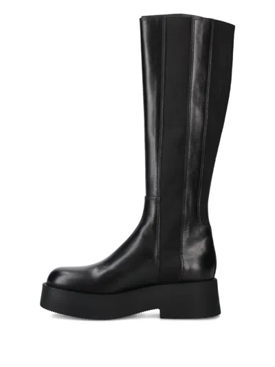Premiata Elasticated-panels Leather Boots In Black
