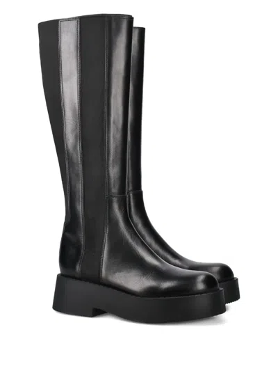 Premiata Elasticated-panels Leather Boots In Black