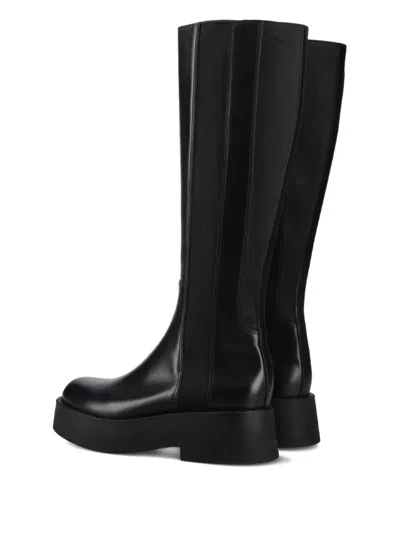 Premiata Elasticated-panels Leather Boots In Black