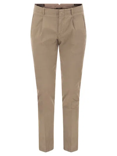 Peserico Cotton And Silk Trousers In Nude