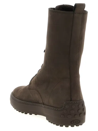 Tod's Winter Gommino In Brown