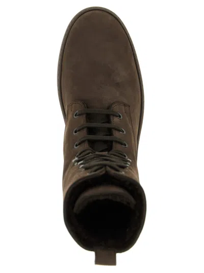 Tod's Winter Gommino In Brown