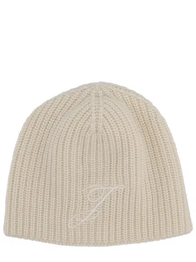 Jacquemus Ribbed Knit Cap With Subtle Embroidery In White