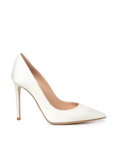 Gianvito Rossi Gianvito 105 Leather Pumps In White
