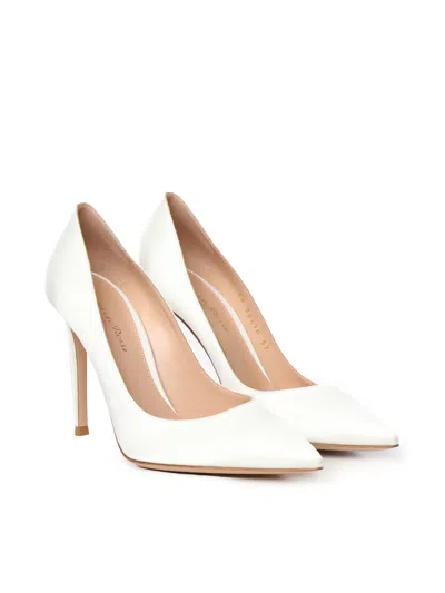 Gianvito Rossi Gianvito 105 Leather Pumps In White