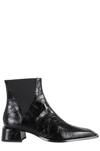 Giampaolo Viozzi Crocodile-pattern Ankle Boots With Glossy Finish In Black