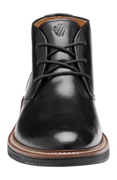 Johnston & Murphy Upton Chukka In Black