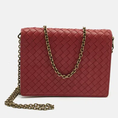 Pre-owned Bottega Veneta Red Intrecciato Leather Flap Wallet On Chain
