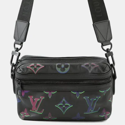 Pre-owned Louis Vuitton Comet Messenger Noir Calf Leather Monogram Pattern Size Pm In Black