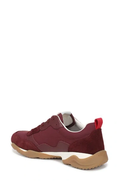 Vionic Slim Glide Sneaker In Multi