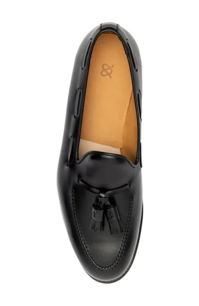 Morjas The Tassel Kiltie Loafer In Black