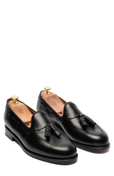 Morjas The Tassel Kiltie Loafer In Black