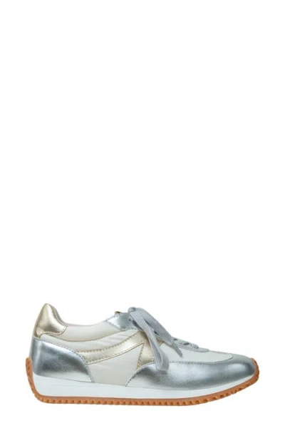 Linea Paolo Kaisa Sneaker In Silver