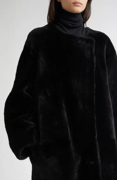 Totême Open Front Shearling Mid-length Coat In Black