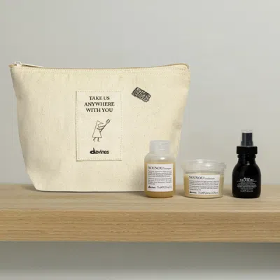 Davines Nounou Travel Set + Pochette Kit In Multi