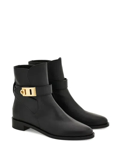 Ferragamo Zanira Leather Ankle Boots In Black
